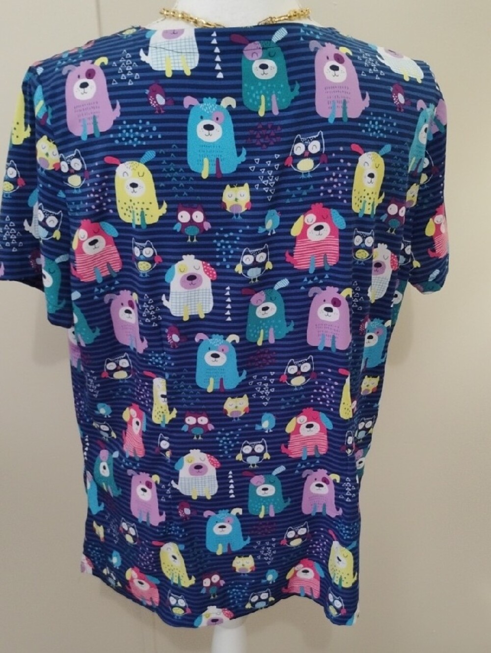 Butter Soft Scrub Top - Picture 5 of 7